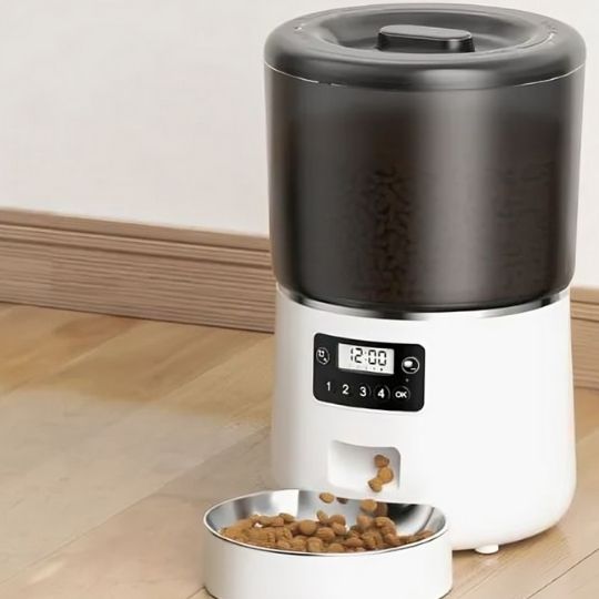 DISTRIBUTEUR DE CROQUETTES AUTOMATIQUE CHAT | 4 L - Leschamour