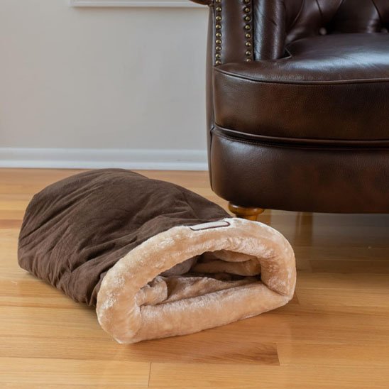 Coussin pour chat moelleux marron