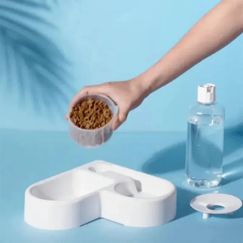 DISTRIBUTEUR CROQUETTES ET EAU CHAT | SPÉCIAL ANGLE - Leschamour