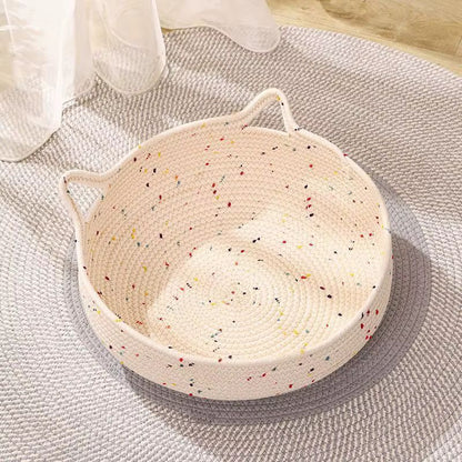 Panier pour chat en rotin sans coussin, avec tressage clair à touches colorées et deux poignées
