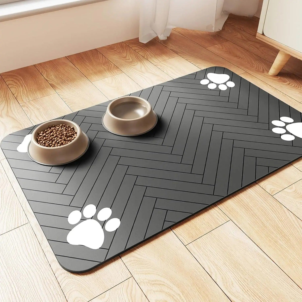 TAPIS GAMELLE CHAT | ABSORBANT ET ANTIDÉRAPANT - Leschamour