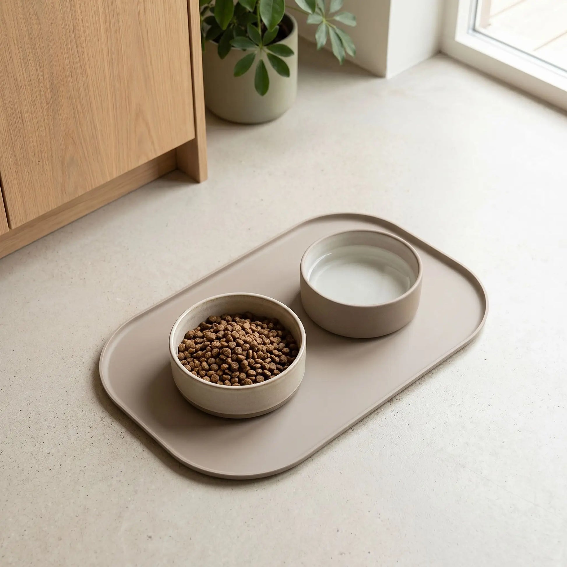 Tapis nourriture chat antidérapant beige